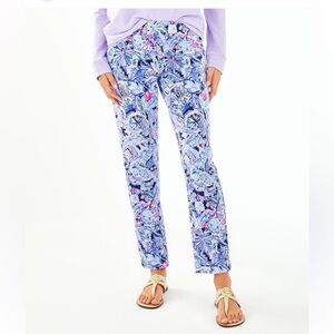 Lilly Pulitzer Emora Knit pant in “Pink Blossom Wild” Size M. 28” inseam.